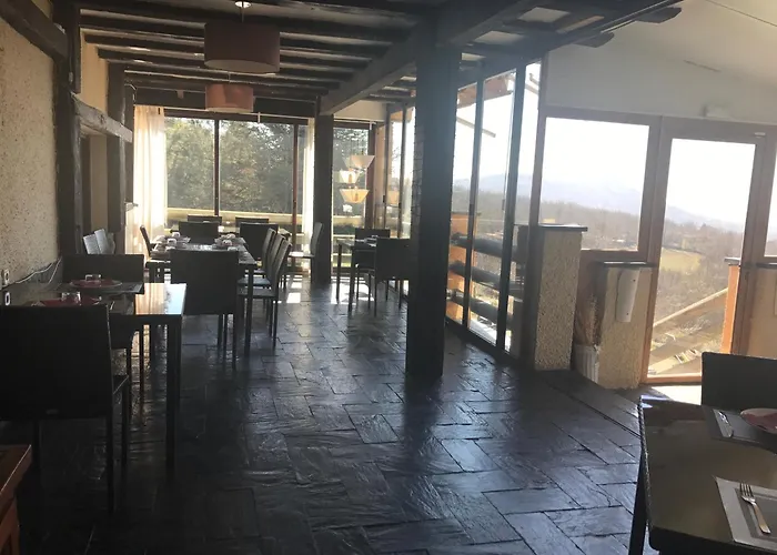 Hotel de 3 estrellas: Casona De Navalmedio