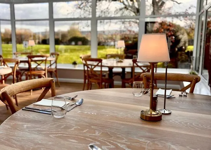 Mendip Spring Golf And Country Club