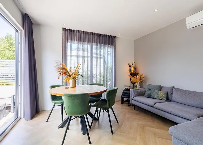 Familienhotel: Welcome In - Beachhouse Renesse 2645 Aan De Duinen - Camping Julianahoeve