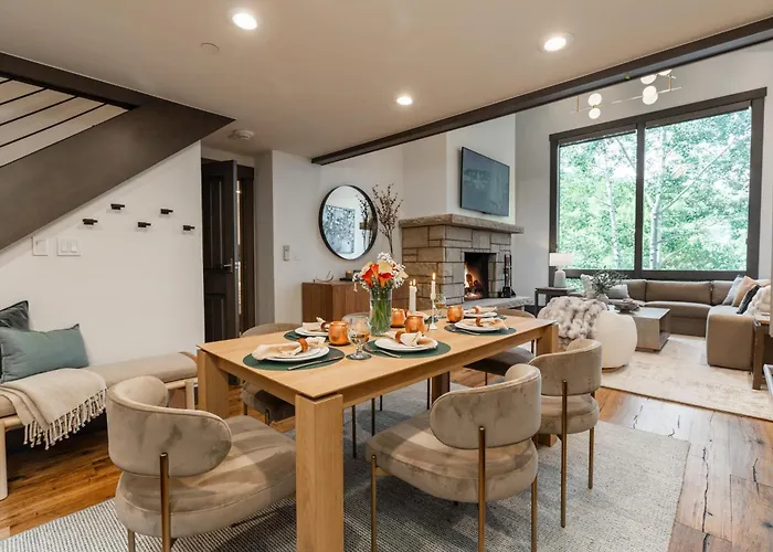 Lodge At Condominiums
