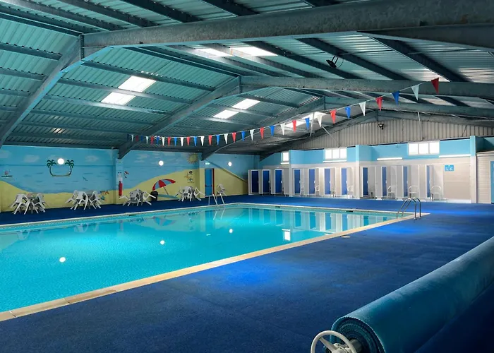 Beachcomber Sunbeach: Pet-Friendly Chalet with Club Access