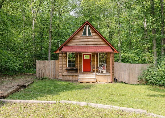 Romantic Cabin, Hot Tub, Lake Access, Outdoorliving!