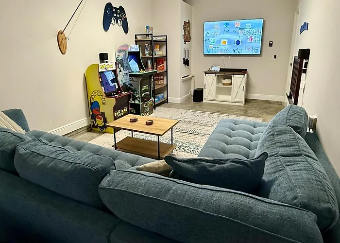 Close To Beach, Pier Park, Game Room Theater Room
