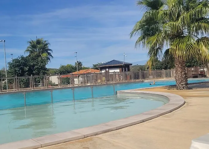 Mobile Home climatisé 2 chambres Camping NOVELA