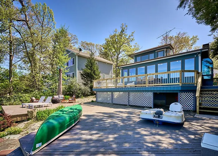 Dream Lakefront Escape + Beach/Ski/Golf Near Nyc