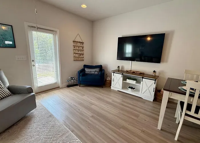 Close To Beach, Pier Park, Game Room Theater Room