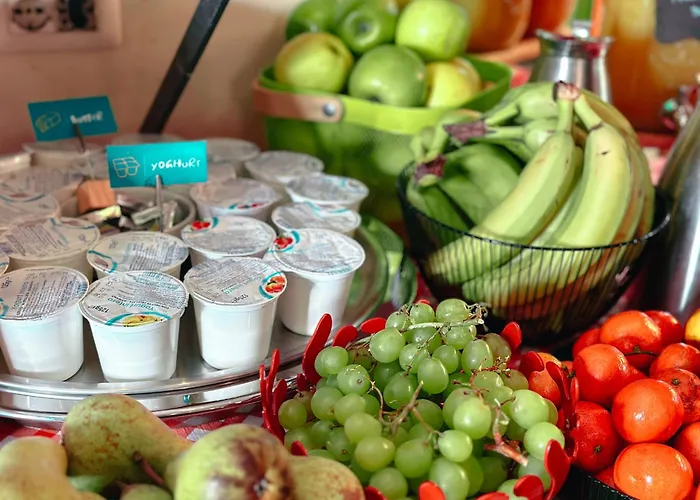 Hotel Ping Pong: NeapolitanTrips Hotel