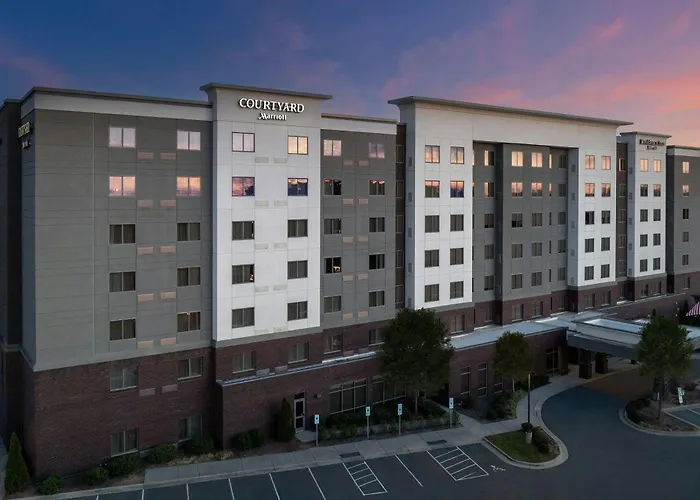 Courtyard By Marriott Charlotte Northlake