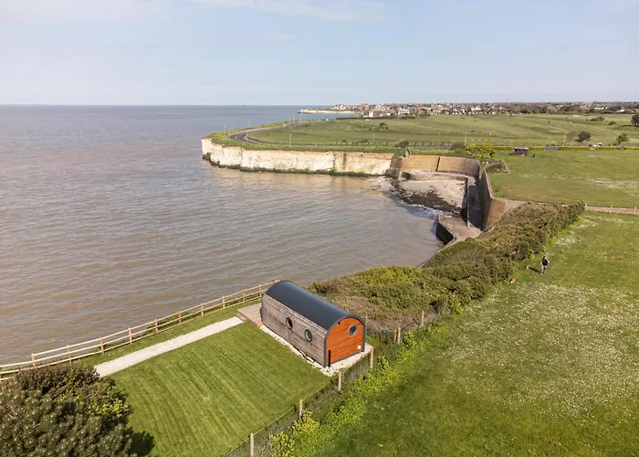 Spring Tide Cliff Top Glamping Pod With Direct Sea Views