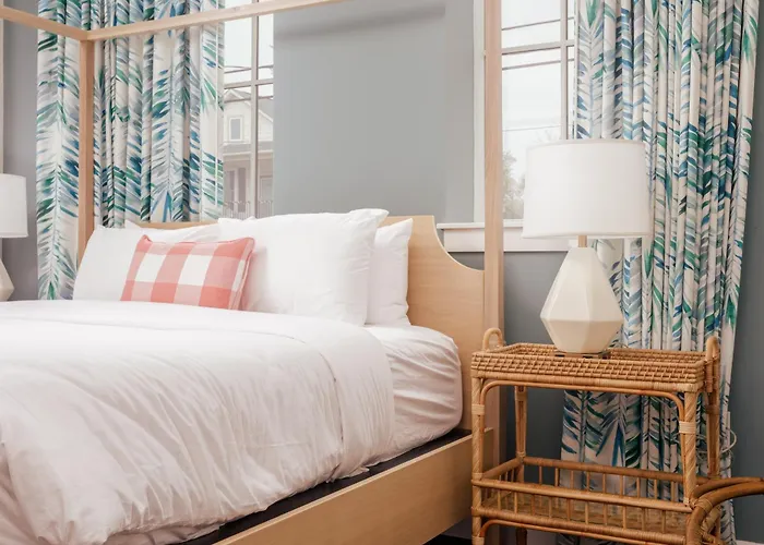 Lily Hall-A Boutique Hotel