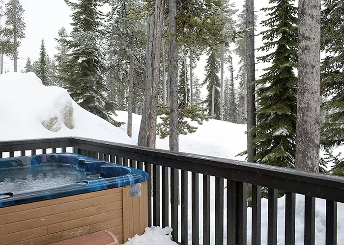 Alpine Timber Luxury Chalet W/Hot Tub