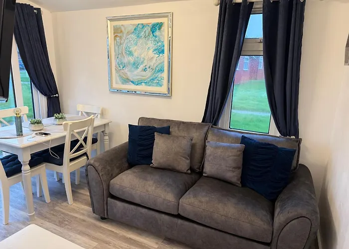 Padstow Lodge