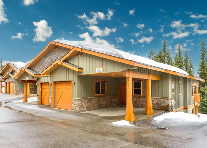 Best Ski-In Out 3 Bdrm Chalet, With Hot Tub
