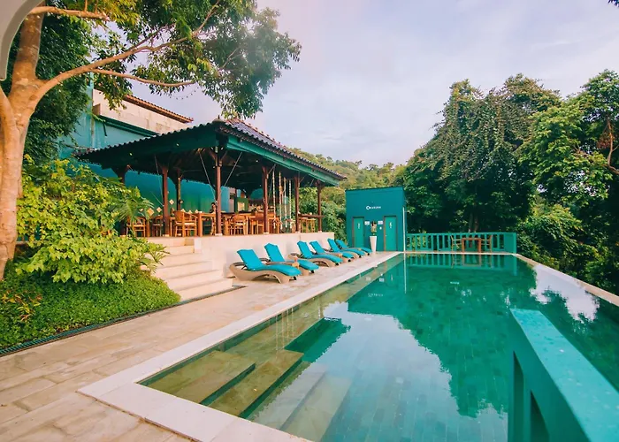 The Love Triangle - Glamping At Karuna El Nido