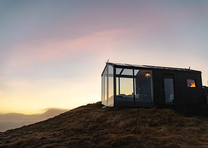 Panorama Glass Lodge South