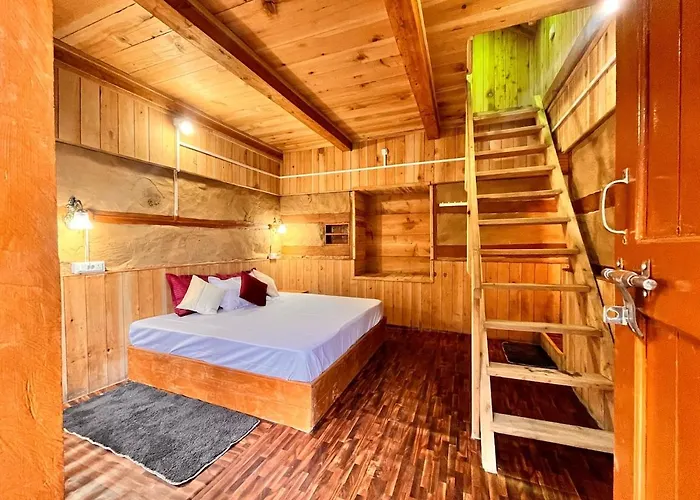 Alpine Heaven Forest View Cottage Jibhi,