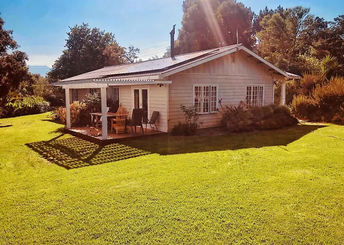 Swannie Creek Private Nature Retreat With Hot Tub And Fireplace