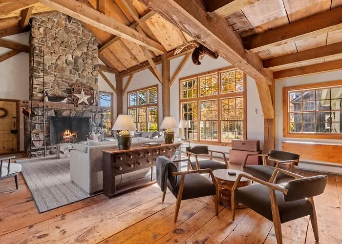 Modern Lux Cabin W Mtn Views And Fire Pit