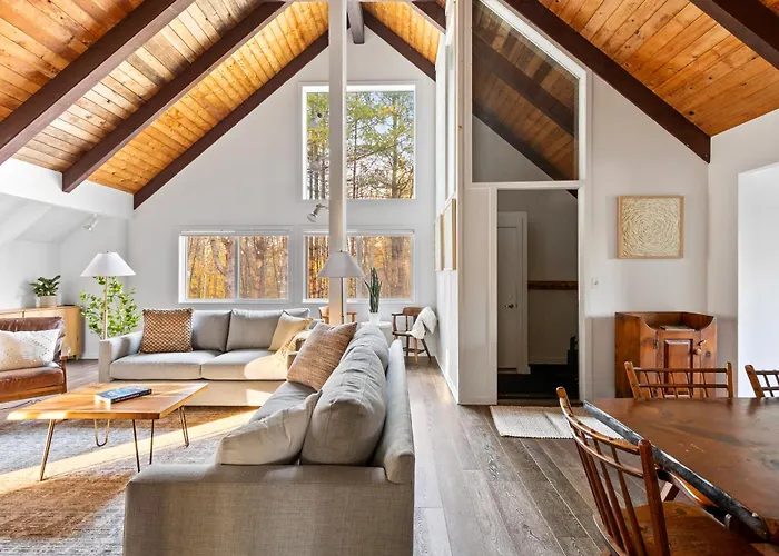 Vermont A-Frame Sleeps10, Hot Tub, Sauna, Ev, Ac