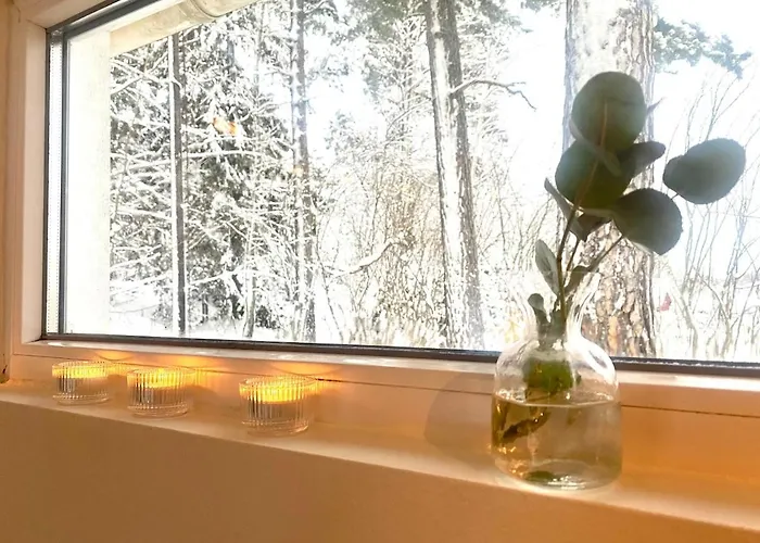 Cozy Cottage Close To Nature And City