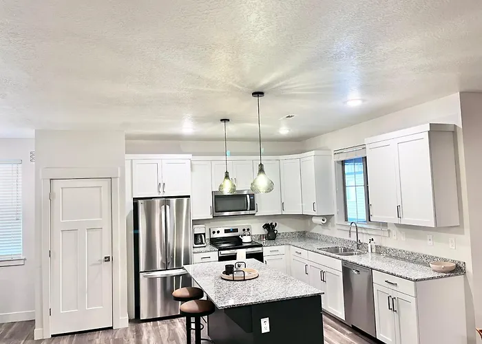 207 | Family 3Br Mountain Stay On Midway Main St Near Park City & Deer Valley Ski Resorts