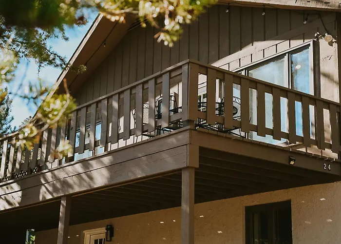 Breck Chalet On Peak 7 With Hot Tub, Mountain Views, Pet Friendly, 7-Mins From Breckenridge Ski Resort