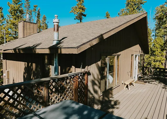 Breck Chalet On Peak 7 With Hot Tub, Mountain Views, Pet Friendly, 7-Mins From Breckenridge Ski Resort