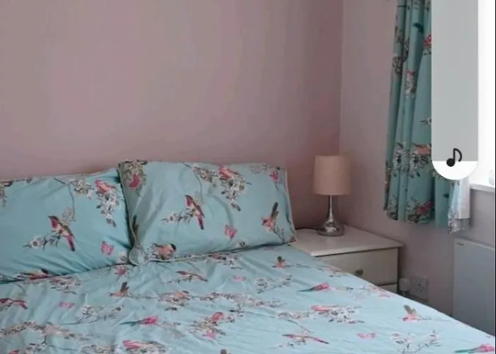 Alicias Chalets ,Free Wifi & Swimming Pool Passes