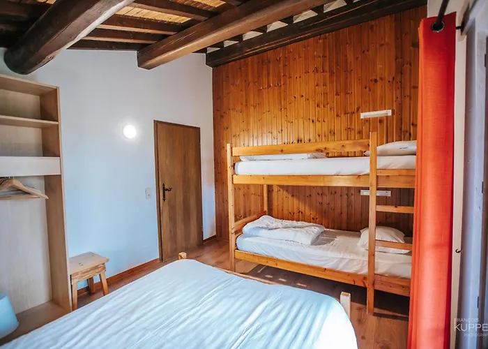 Le Grand Cerf 25 Pers, Malmedy- Chalet Rustique, Jardin