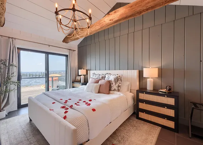 Long Beach Cottage