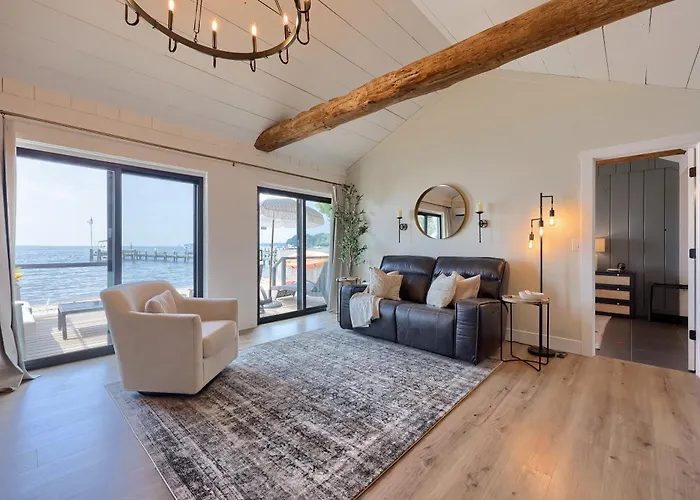 Long Beach Cottage