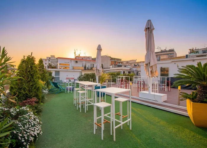 Hotel Ping Pong: NeapolitanTrips Hotel