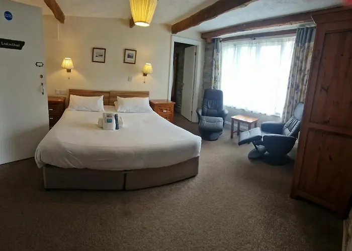 Trehellas House Hotel & Courthouse Restaurant