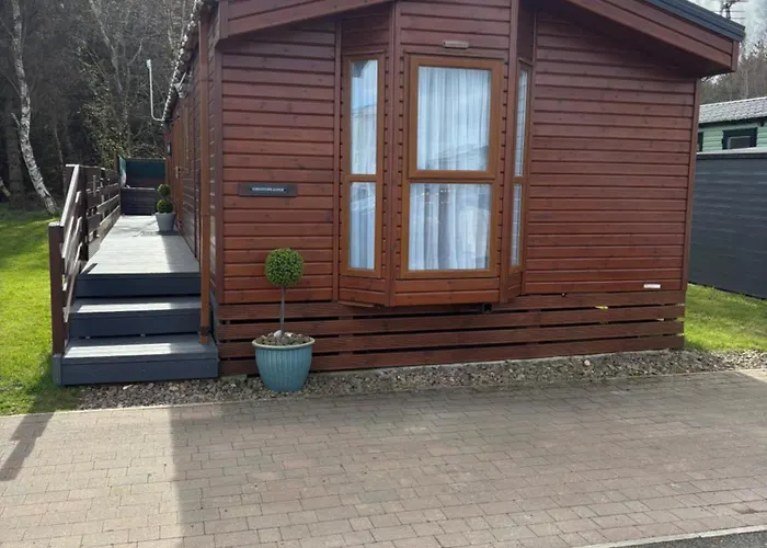 Longstone Lodge
