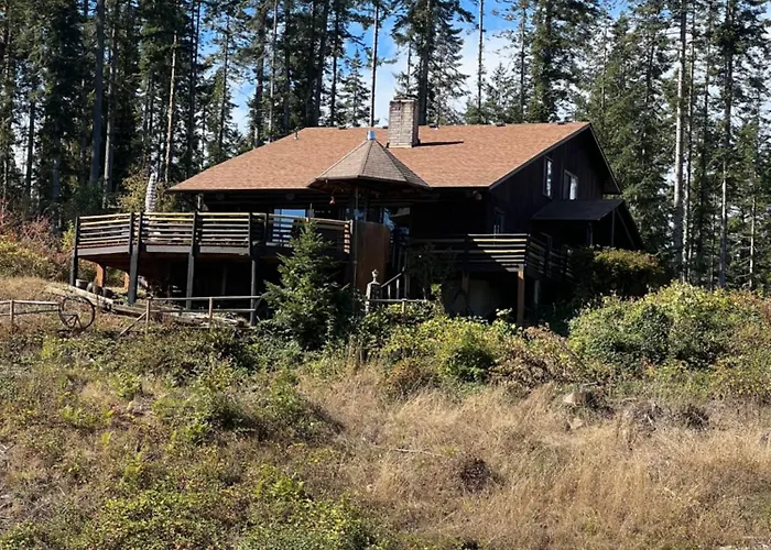 Deluxe Chalet Retreat Near U Of O Eugene Or Large Groups Welcome Sleeps 16 Pet Stay Free