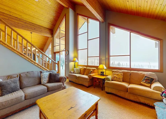 Coyote Creek Chalet