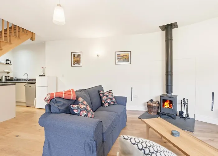 Courtyard Cottage - North East Escapes