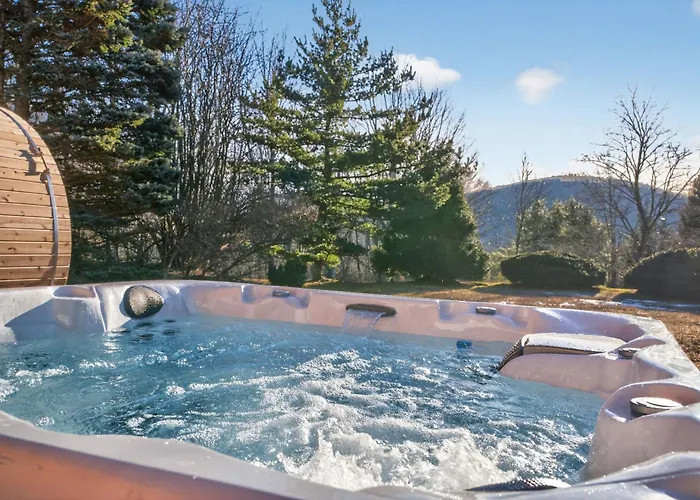 Entire Chalet In Windham Ny