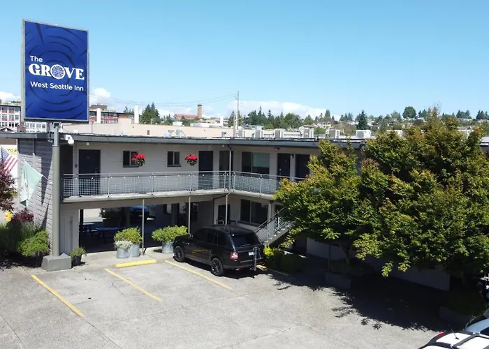 The Grove West Seattle Inn