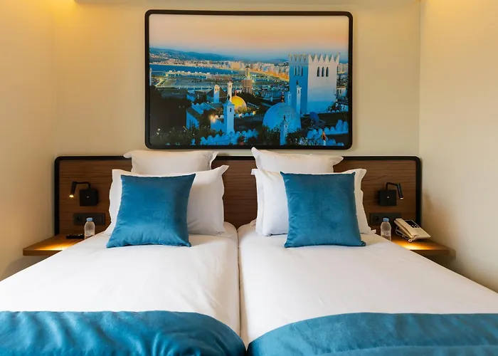Spa Hotels Resorts Mia Urban Detroit Tanger