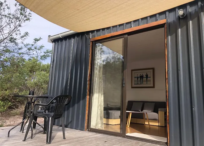 Plett Pods - Casetta Del Acqua Eco Off-Grid Fynbos Cottage