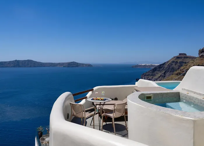 Aperto Suites - Adults Only