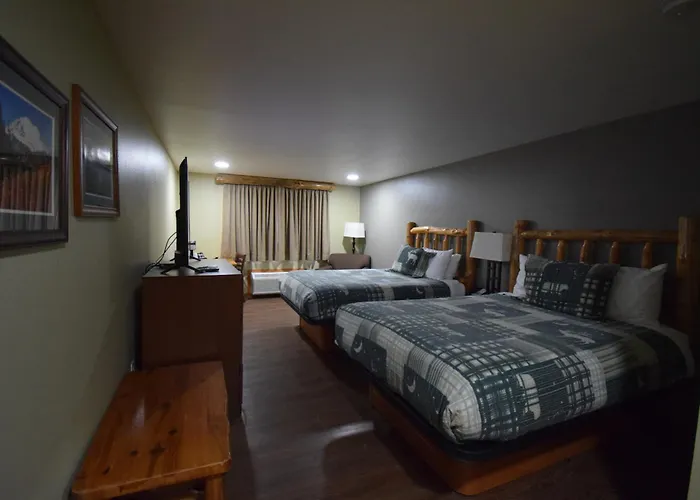 Nisqually Lodge