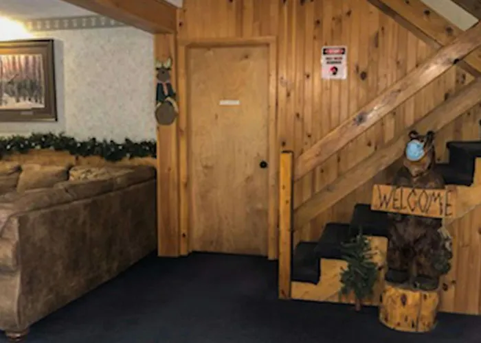 Adirondack Lodge Old Forge