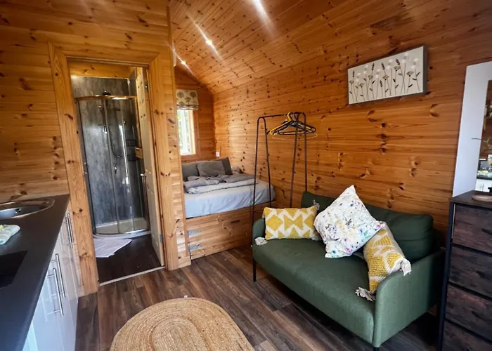 A Unique & Tranquil Smallholding Retreat