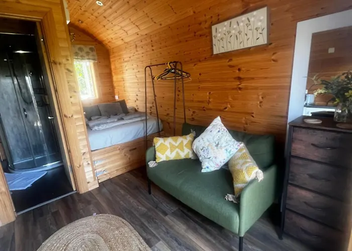 A Unique & Tranquil Smallholding Retreat