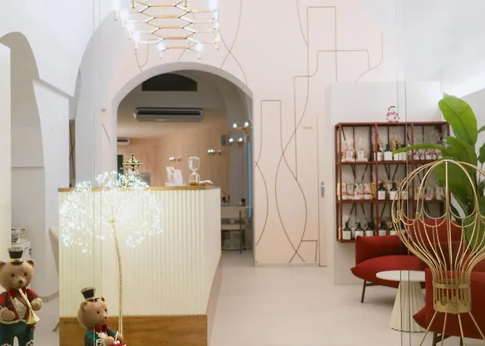 Dama Bianca Boutique