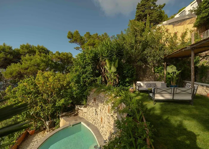 Villa Cisterna Capri, Private Beach Front Property With Pool