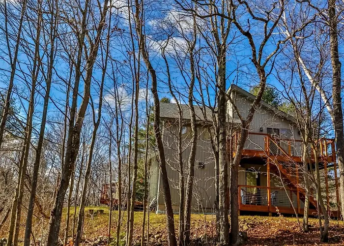 Mountain House W/ Stunning Views & Gourmet Kitchen