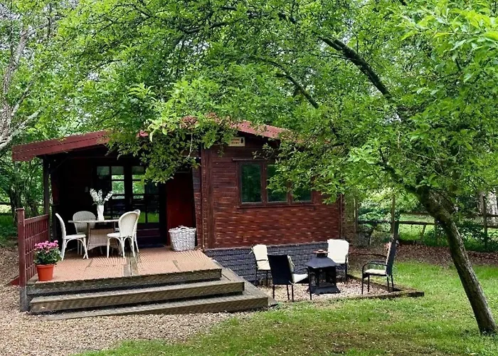 The Cabin At The Oaks
